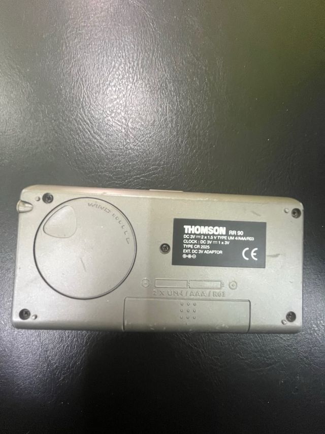 Radio despertador Thomson vintage