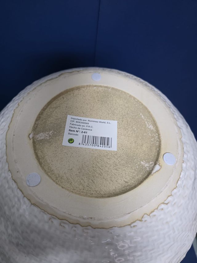 Jarrón grande de cerámica beige