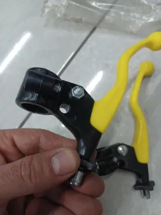 Manetas Ideal  amarillas nuevas