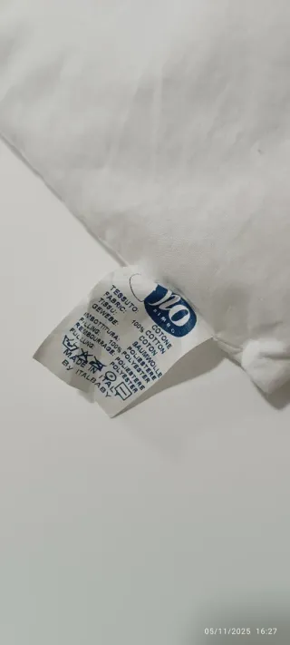 Cuscino bianco per lettino