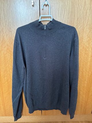 Jersey Mango cuello alto cremallera gris