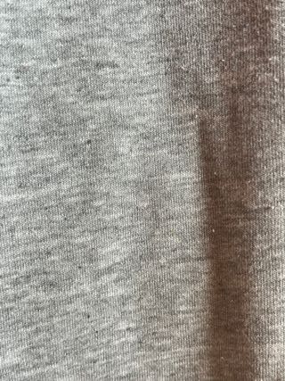 Pantalón jogger gris suave