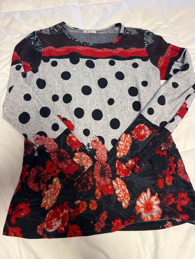 Jersey estampado lunares y flores