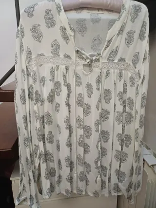 Blusa etnica panna e grigio