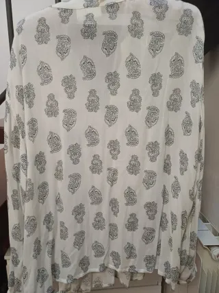 Blusa etnica panna e grigio