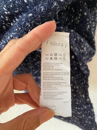 Jersey azul y blanco