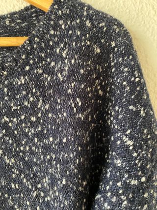 Jersey azul y blanco