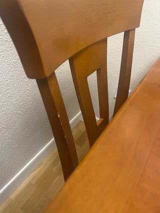 Mesa comedor extensible madera.