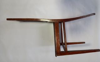 Sedia in legno marrone