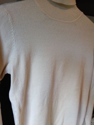 Jersey mujer cuello alto beige Entallado