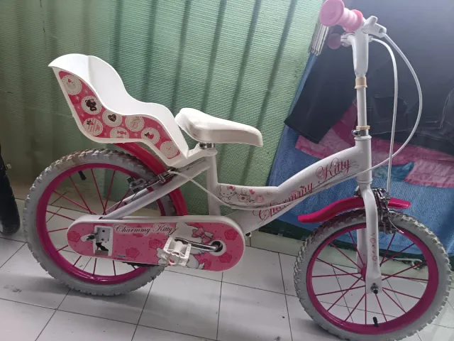 Bici infantil blanca y rosa