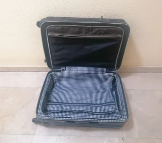 Oferta maleta de viaje de 4 ruedas!