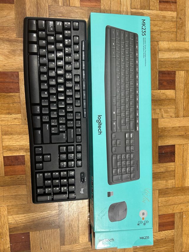 Teclado Logitech MK235