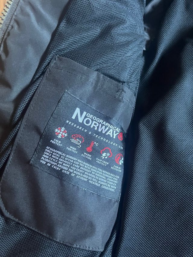 Chubasquero Norway Negro Talla 12 años