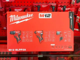 Milwaukee M12 BLPP3A Kit Batería