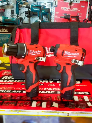Milwaukee M12 BLPP3A Kit Batería