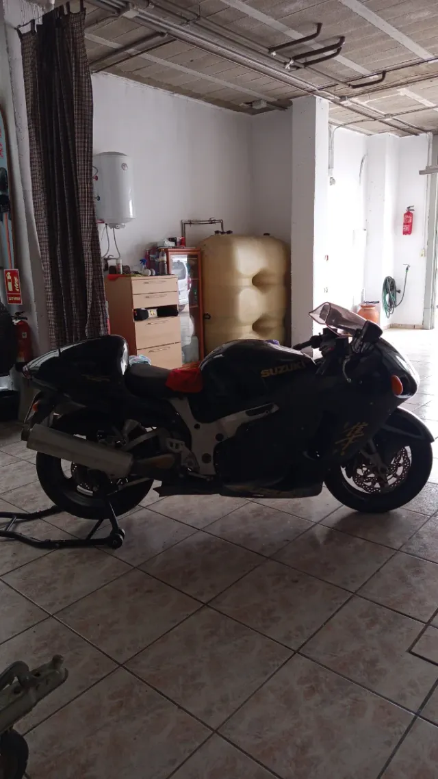 Suzuki Hayabusa 1999