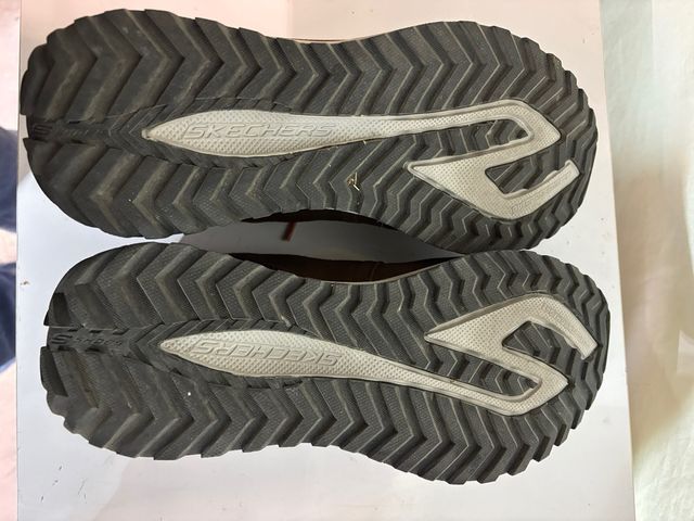 Zapatillas Skechers Marrón y Naranja