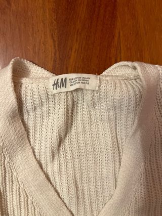 Cárdigan H&M beige niña T.6-8