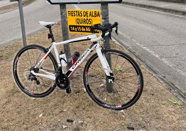 Bicicleta de carretera Orbea con cambio de escuela
