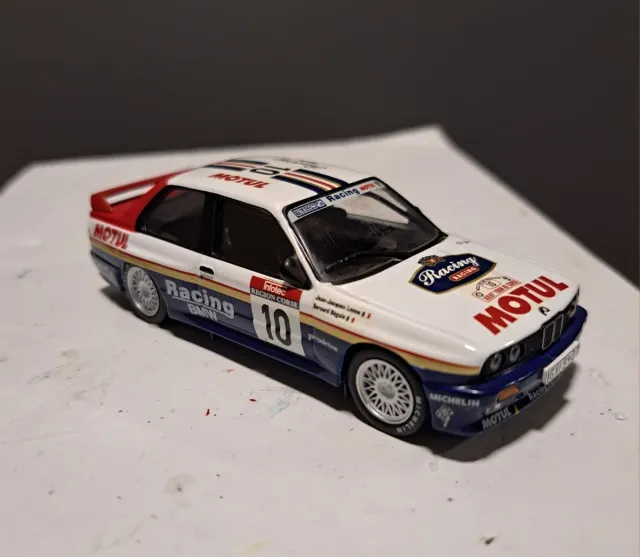 Miniatura Coche Rally BMW M3 E30 Motul