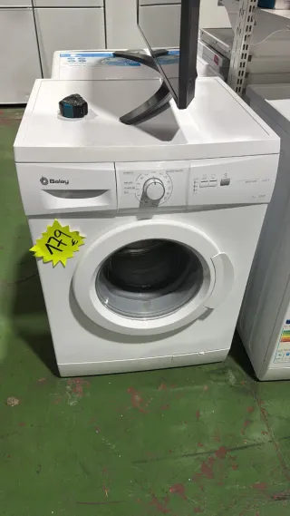 Elettrodomestici e di seconda mano disponibili, approfittane... Lavatrici, asciugatrici, congelatori, forni, lavastoviglie, tutto ciò di cui hai bisogno!