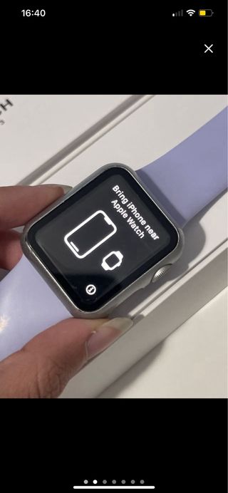 Apple Watch Series 3 con caja y cargador
