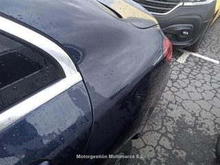 MERCEDES C-CLASS C 200