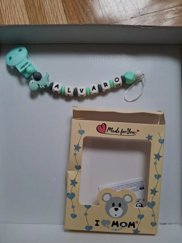 Chupetero bebe Álvaro