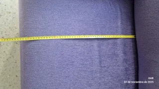 Sillón individual morado de tela