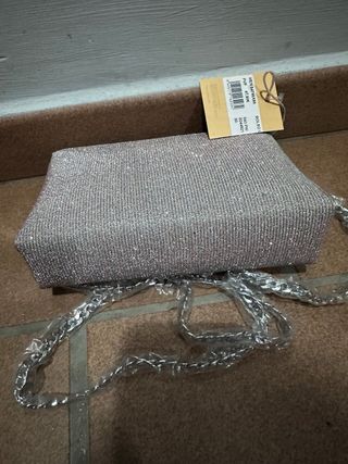 Zapatos de tacón Menbur y bolso a juego