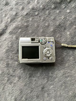 Cámara Digital Nikon Coolpix 4600
