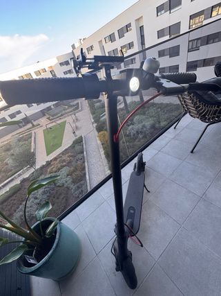 Patinete Eléctrico Xiaomi Mi Scooter M365