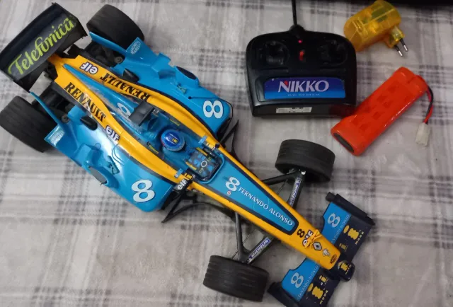 Carro de Radiocontrol Fernando Alonso Renault