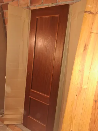 Puerta madera maciza nueva 203.5x62.5