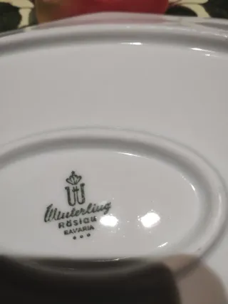 Vassoio in porcellana con margherite