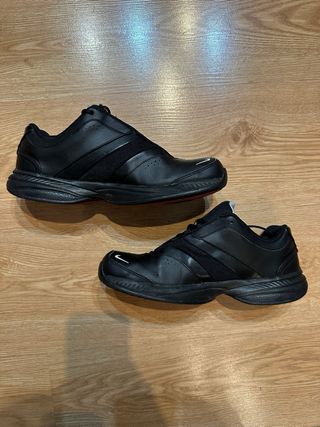 Zapatillas Nike Negras y rosas Talla 39-40