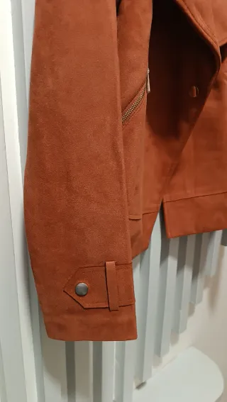 Cazadora Sfera antelina color teja Talla S