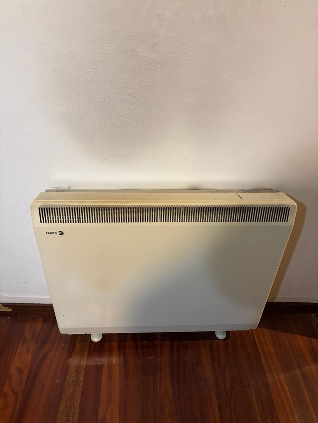 Acumulador eléctrico Fagor