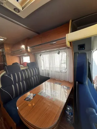 Autocaravana Burstner PRIVILEGE t695