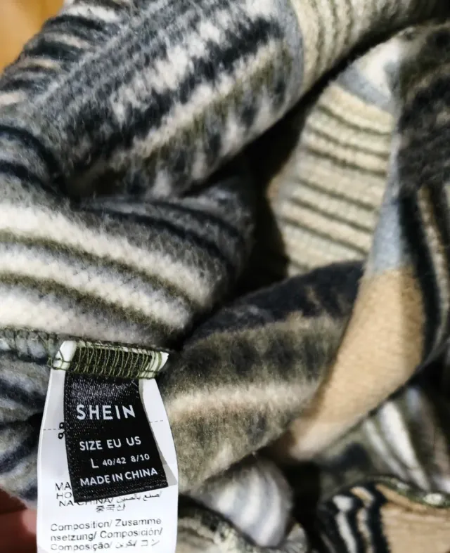 Sudadera oversize patchwork