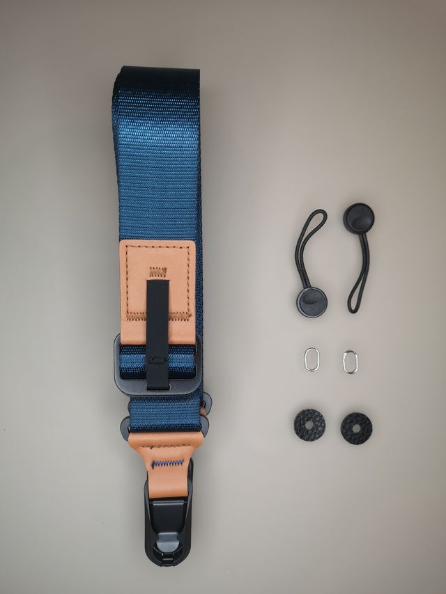 Tracolla fotocamera sgancio rapido blu