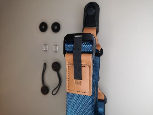 Tracolla fotocamera sgancio rapido blu