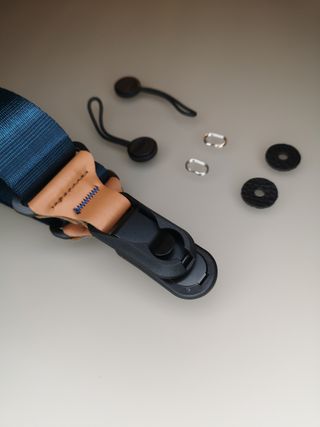 Tracolla fotocamera sgancio rapido blu