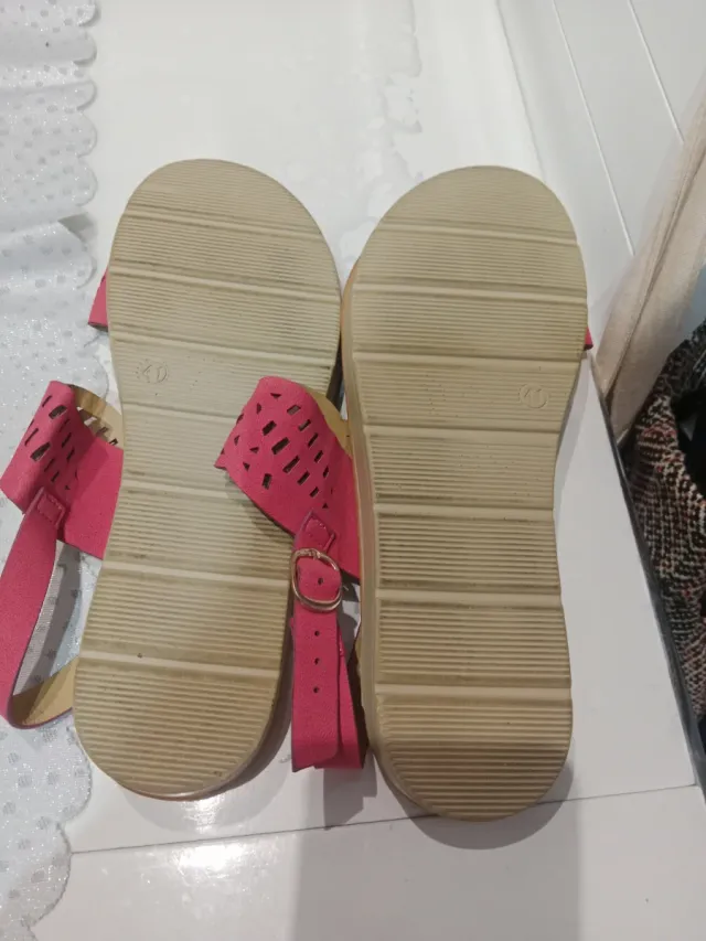 Sandalias Beige y Rosa Talla 41