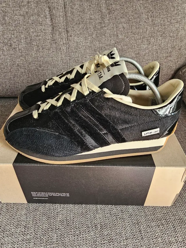 Adidas x SFTM Country Talla 42