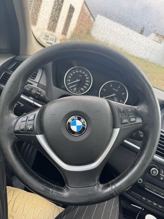 Volante BMW E70