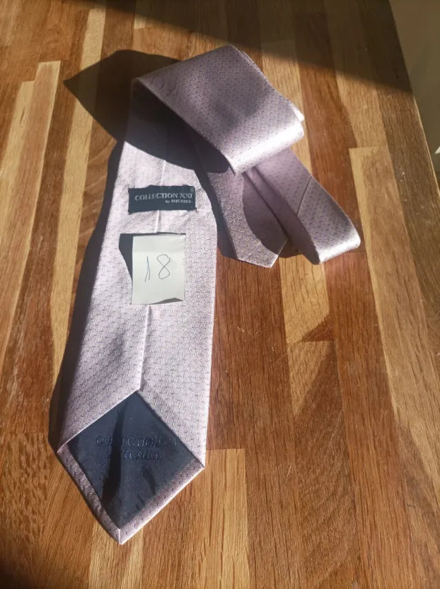 Corbata rosa y morada
Seda