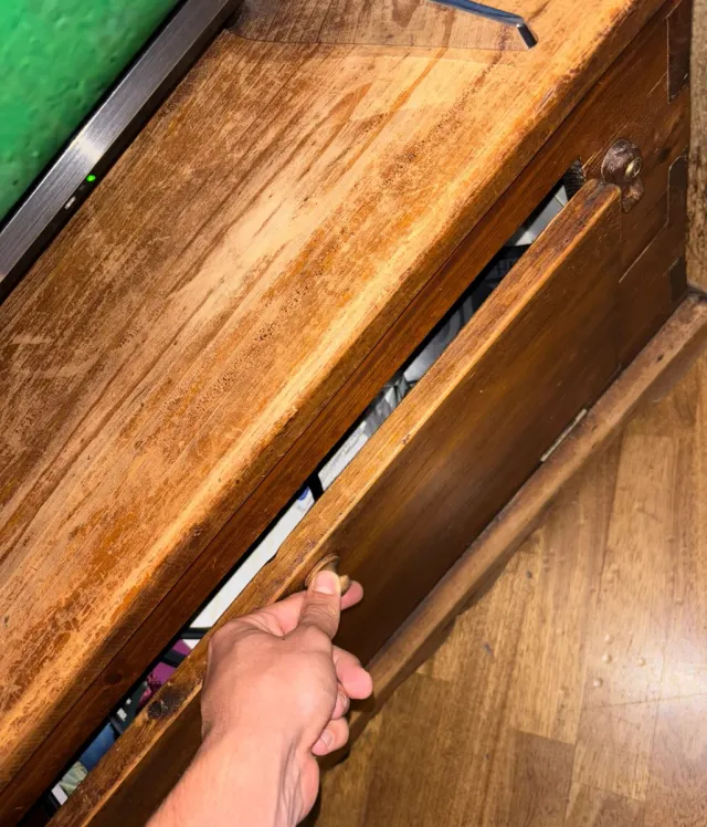 Bahúl de madera rústico