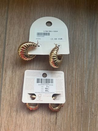 2 pares de pendientes Mulaya y Parfois